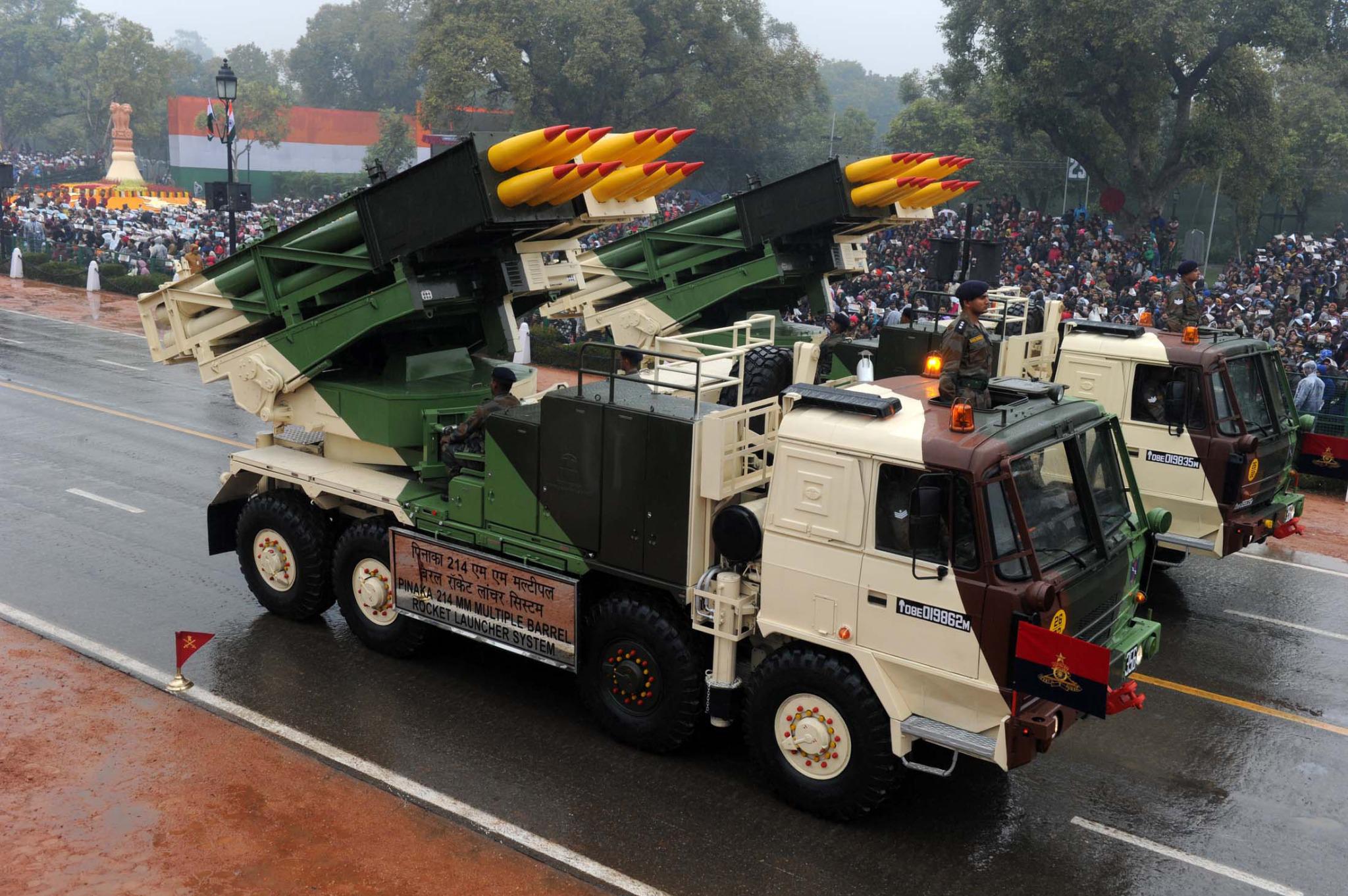 Ministry of Information and Broadcasting on Twitter: "Pinaka 214 MM Multiple Barrel Rocket Launcher System passes through the Rajpath during the #RepublicDay2015 Parade. http://t.co/8geTqmNMhr" / Twitter