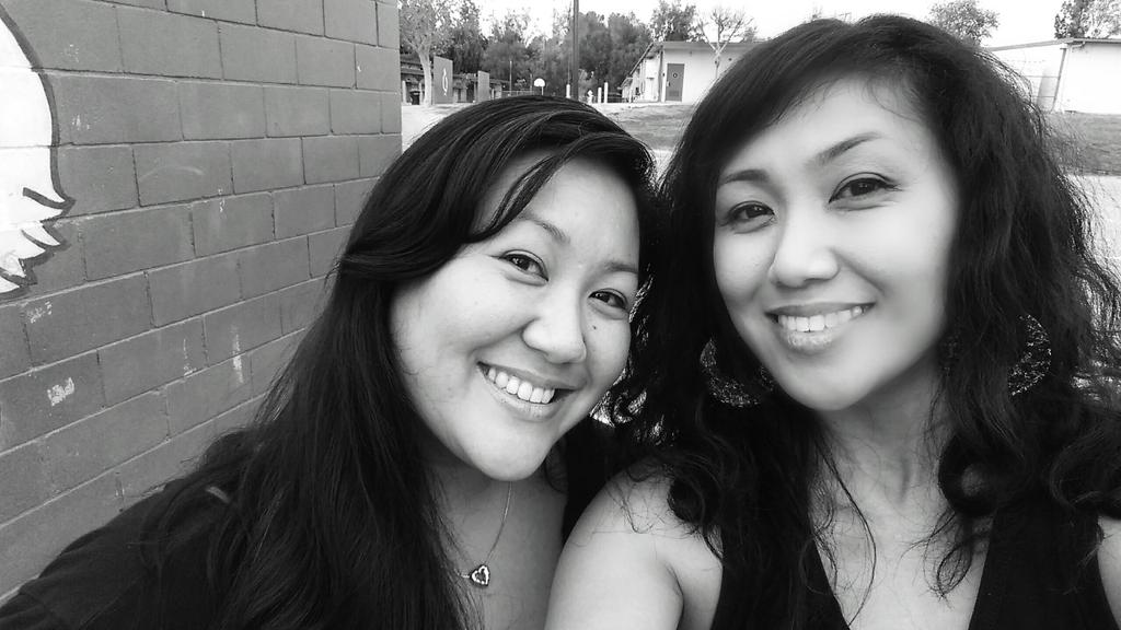DaynaDalisay's tweet photo. My partner in crime this weekend #sisters #thankyou #yourethebest #lovemusic http://t.co/E3JQZ6Hd41