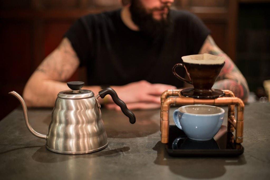 200Degs's tweet photo. It's amazing how different filter coffee can taste. Learn how on our Home Brew Coffee Class http://t.co/66RK2yN0UJ http://t.co/AVDwKB8Plf