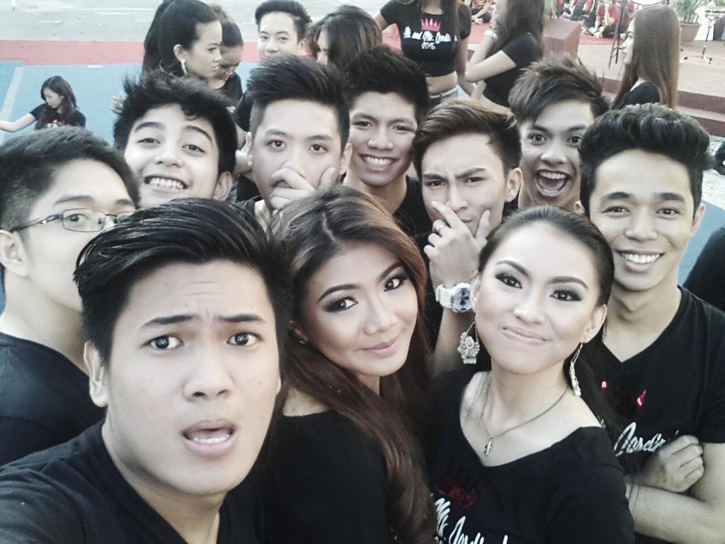natealzs's tweet photo. Parade of Excellence / alay-lakad with my co-candidates. :) #MapúaXC #MapuaAt90 #MrandMsCardinals2015 http://t.co/We2Gj5SLNk