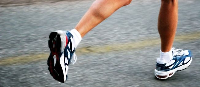 LePoint's tweet photo. Pour vivre mieux et plus longtemps, courez !
 http://t.co/RXpGVTlj2a http://t.co/mBxNC0G0u1