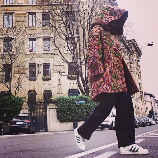 MaisonValentino's tweet photo. Spotted in an embroidered #fallwinter14/15 hooded coat @tamumcpherson from @allthepretty... http://t.co/rRSpv8wR0P http://t.co/WOUtp4Zs4B
