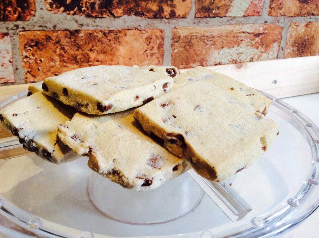 quaystsandwich's tweet photo. We don't just sell delicious fresh sandwiches.... We also do great cakes #chocchipshortbread http://t.co/jaUoA7hnwB