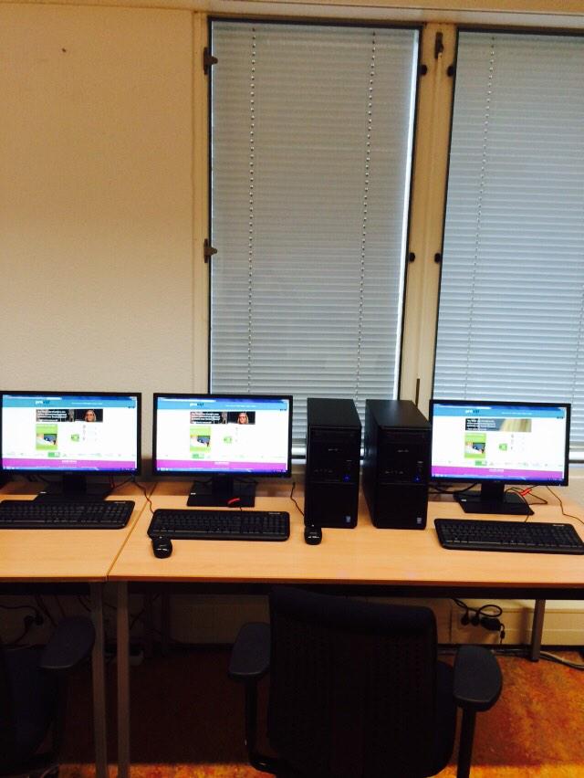 provijf's tweet photo. Instructie #ProVijf #WIZZR aan #BAM en #HABO bij #wspdenhaag kan zo dadelijk beginnen. http://t.co/dd5B7Espd1