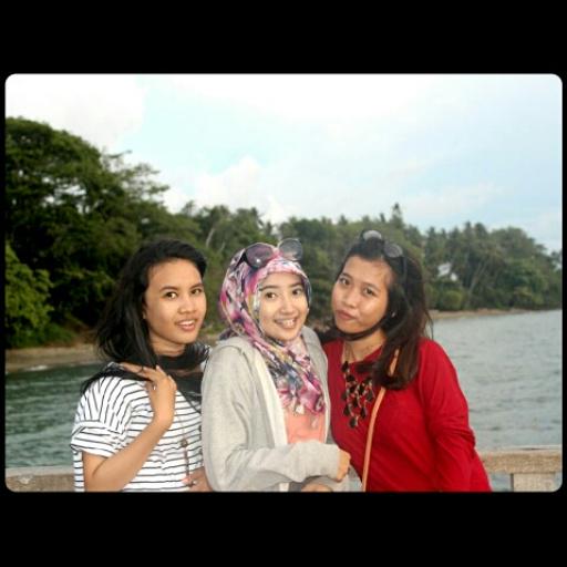 pipit_Shadran's tweet photo. ♥"@Fauziahlanata: Poto cantik 😙 @erna_rahim @pipit_Shadran http://t.co/IXKqcQmrxU"