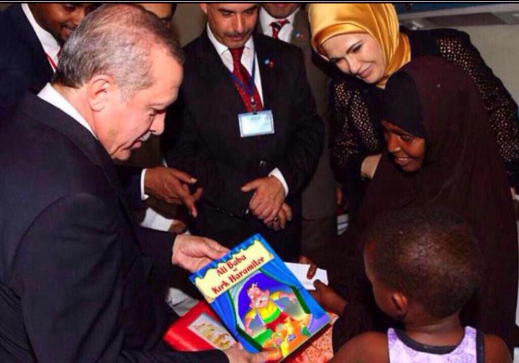 tahirkhnn's tweet image. HARAMİLERİ KABE YOLCUSU SANDIK 

ALİ BABA VE KIRKHARAMİLER :))) 

 #AllahVarGamYok