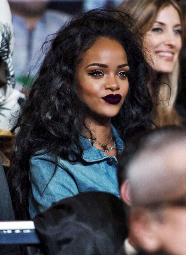 OfficiaIBaddies's tweet photo. Rihanna is bad 😍 http://t.co/qqN2GsuUvo