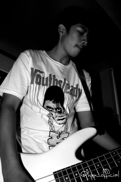 Hot pants pocket tweet media