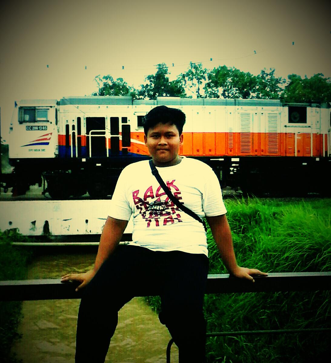 i_alimjo's tweet photo. @dedenjaparsidik #Editfinish http://t.co/sKrT4y1p5Z