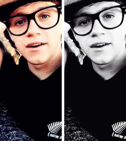 BINCHANLOVER's tweet photo. THIS IS AN APPRECIATION TWEET FOR NIALL IN GLASSES BC HOT

#BRITONEDIRECTION
#PopChoiceAwards POP BAND One Direction http://t.co/4NnUMrgcu0