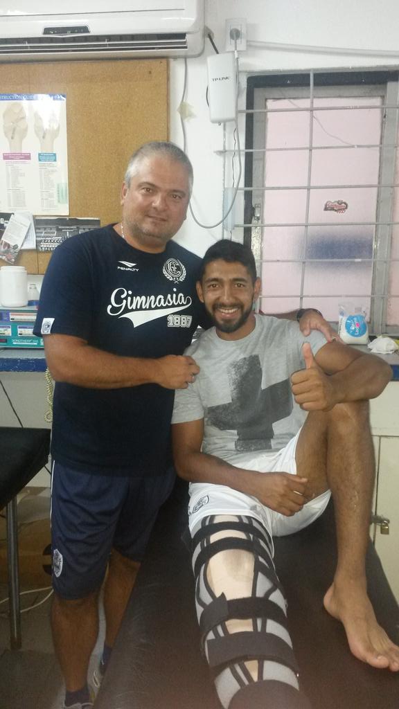 <a href="/Matias_caco/">Matias</a> no nos va a frenar un cruzado   ..vamos por la revancha...espalda con espalda!