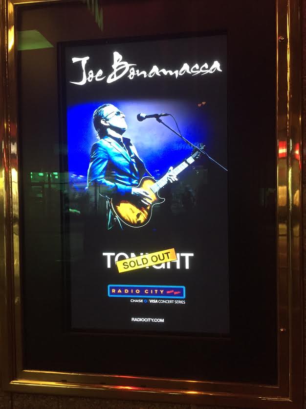 stevanlazo's tweet photo. @JBONAMASSA  amazing show on Sat. 1/24 Joe!! I came away totally inspired to work on my playing! http://t.co/rxvxBsMPIX
