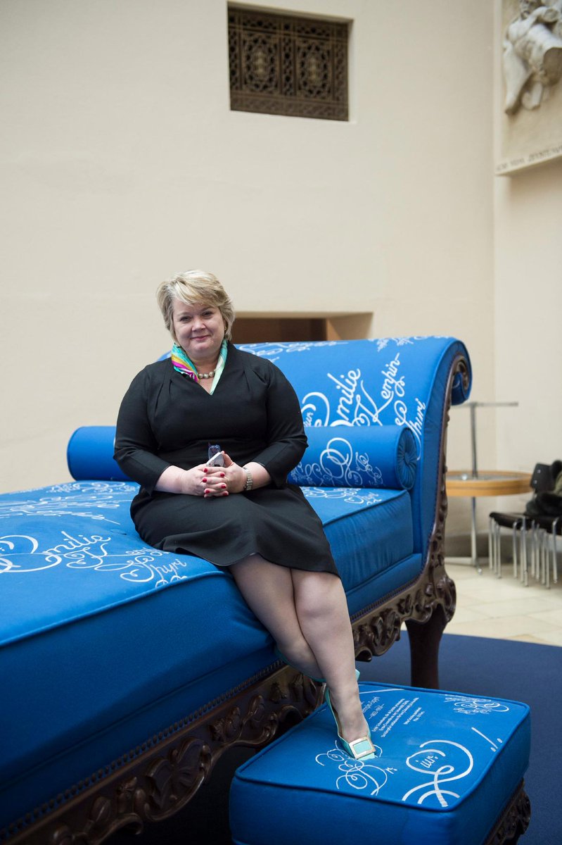 «You can’t have it all, but you have to do it all» @mrsmoneypennyft at #uzh: zuniv.uzh.ch/events/alumnae…