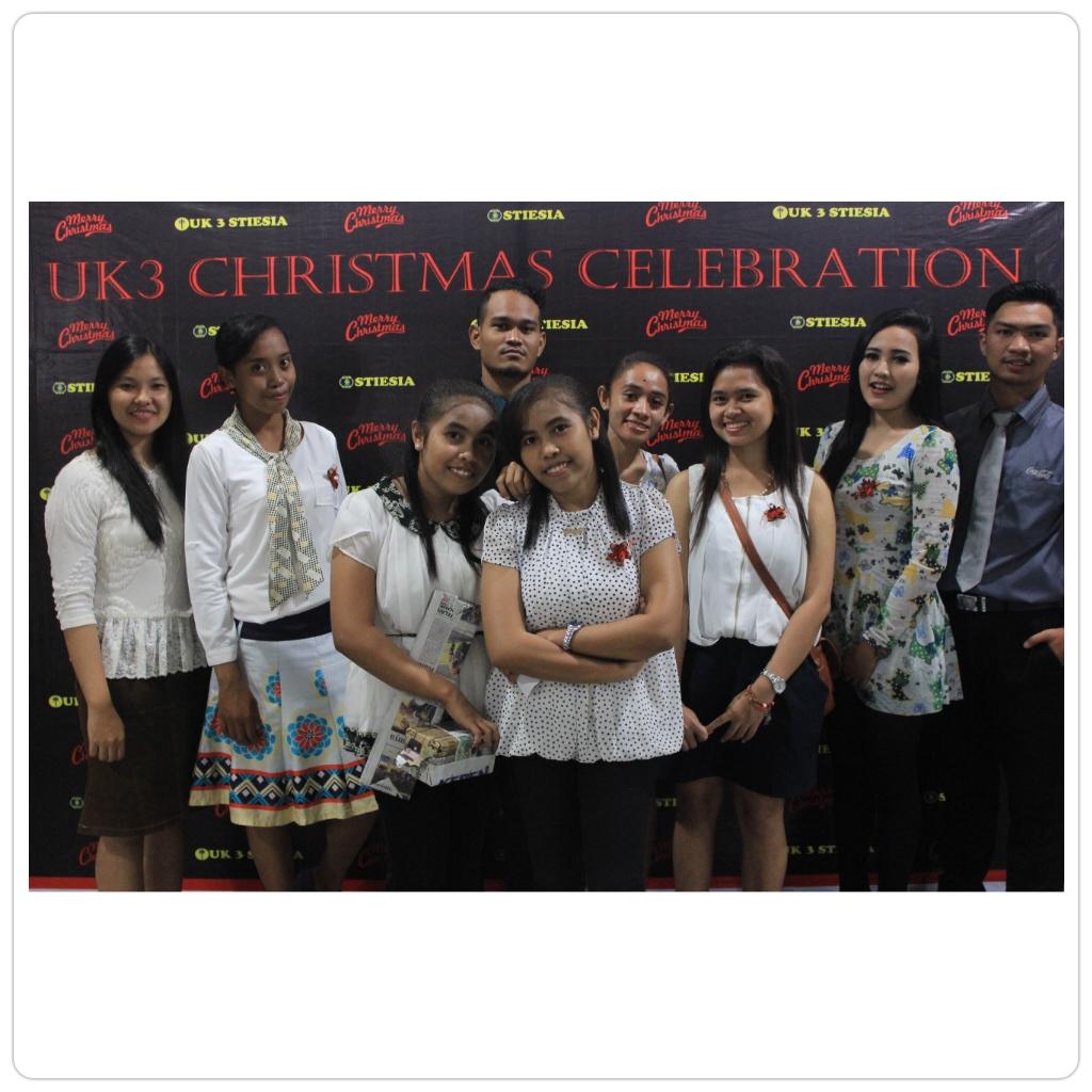 Dave_Pramono's tweet photo. Christmas celebrate Uk3 Stiesia Sby 2015 http://t.co/hTS9iE9k1m