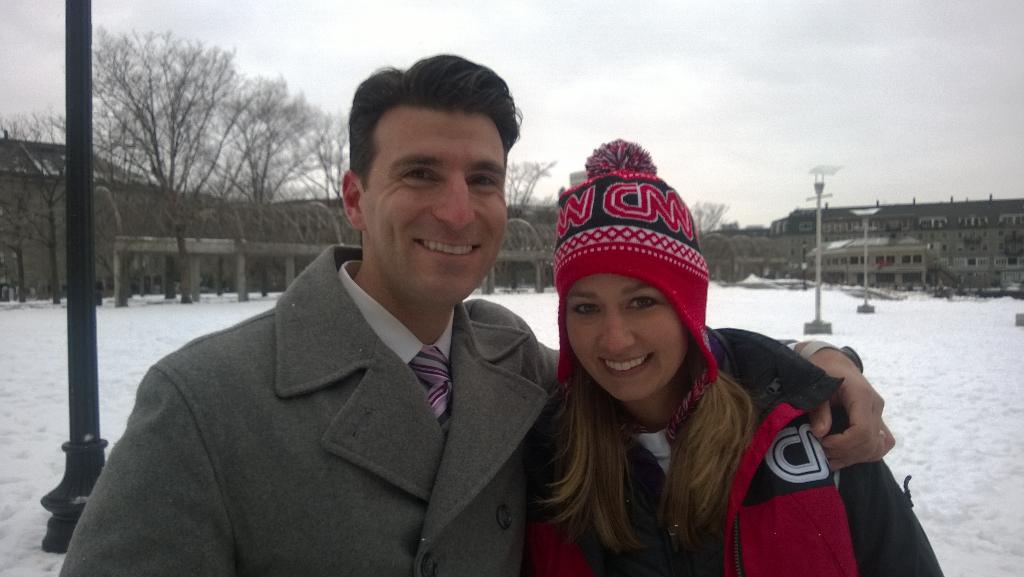 JenniferGray_wx's tweet image. Thanks for the cocoa!! “@ericfisher: Good part about winter storms? Brings friends like @JenniferGrayCNN into town. http://t.co/CjEgOiz9PJ”