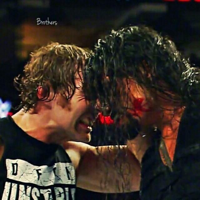 GazcaRosa's tweet photo. #royalrumble fue espectacular #GOWWE http://t.co/YLLVcyFuHs
