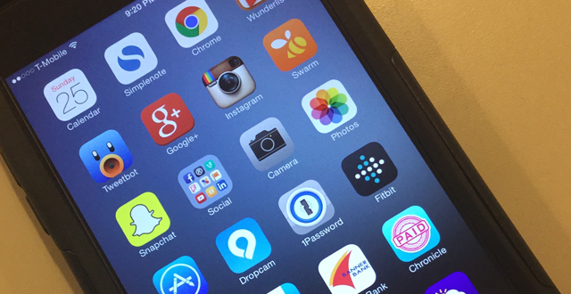 goopply's tweet photo. Five Months with my #iPhone6Plus http://t.co/kDE3XmLXvP http://t.co/4VfGVHUSsH