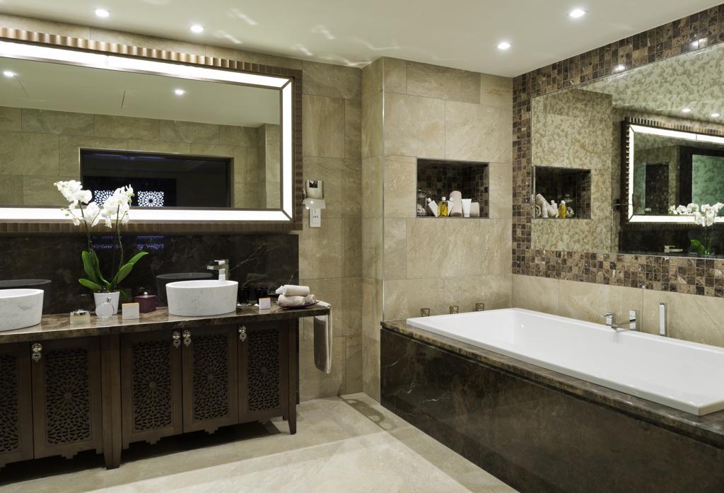 This bathroom is certainly fit for Royalty @tiaramiramar #RoyalSuite #bathroom #luxury