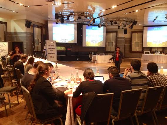 ItzikYarkoni's tweet photo. Just met with a great group of young leaders from Europe. Go &amp; share your story with the world! #Tafnit_ESU #Tafnit http://t.co/jNeBn0UA50