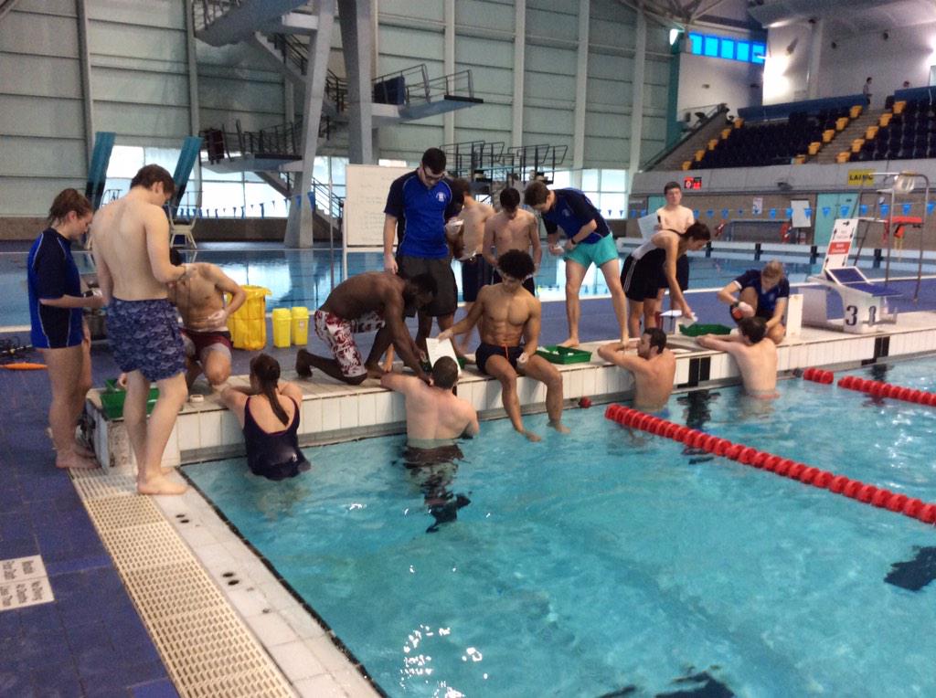 MMU_BScSES's tweet photo. 1/2 100m step tests at Manchester Aquatic Centre with @MMU_BScSES Y3a students #InterdisciplinarySportScience #MMU http://t.co/KmaHe2ogsj
