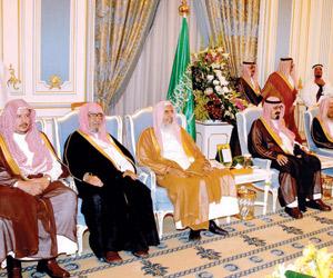 MojMn's tweet photo. العدوان: القضاء شهد تطورا أبهر العالم

http://t.co/BaMYKUY3rO

#وزارة_العدل #السعودية http://t.co/SJFlPK7PWf