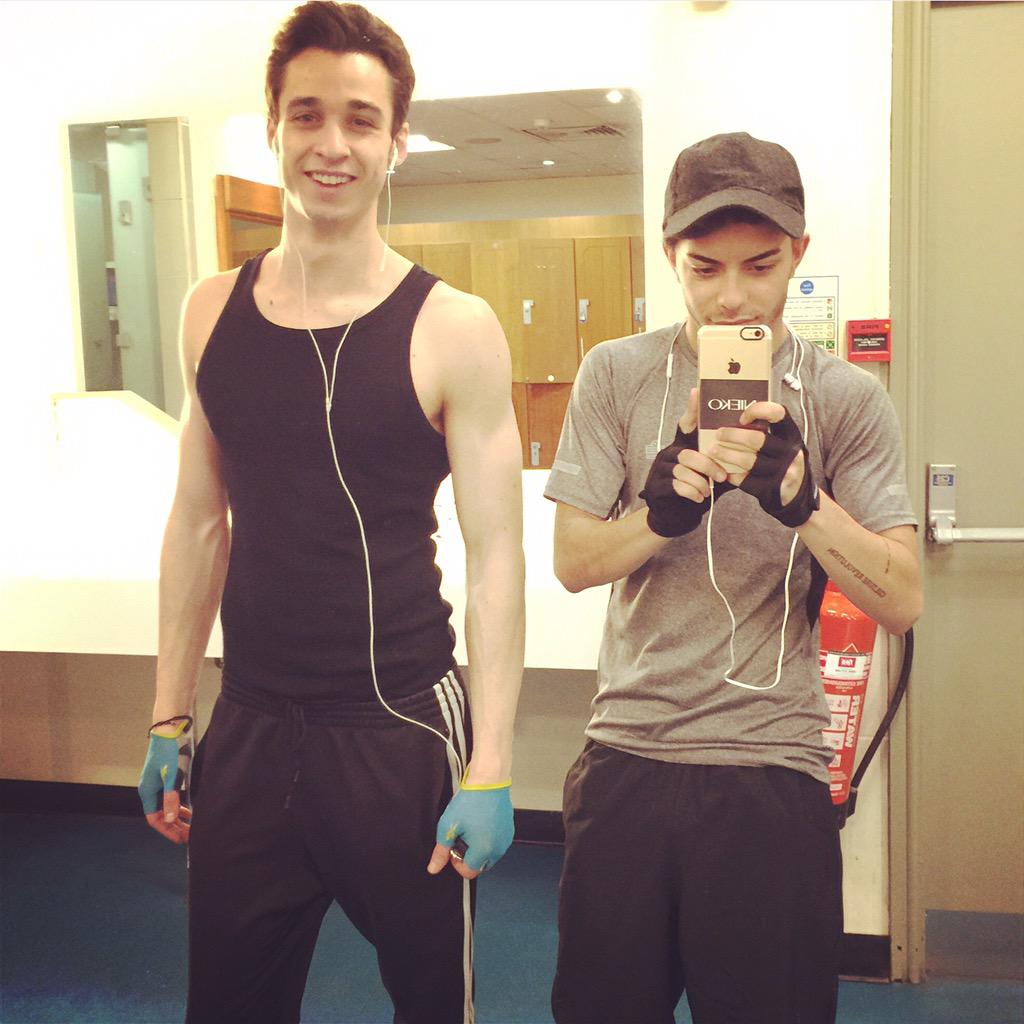 NiekoStrobel's tweet image. DESTROYED. Day 1 of a new gym regime and I'm feeling it! Watch this space. #operationhotbod