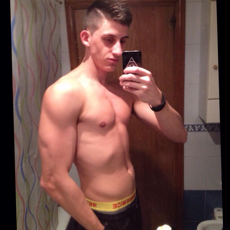 pablocanadas__'s tweet photo. Changes. 🍀💪 http://t.co/dDrtHw2caU http://t.co/fSkKEkNYCd
