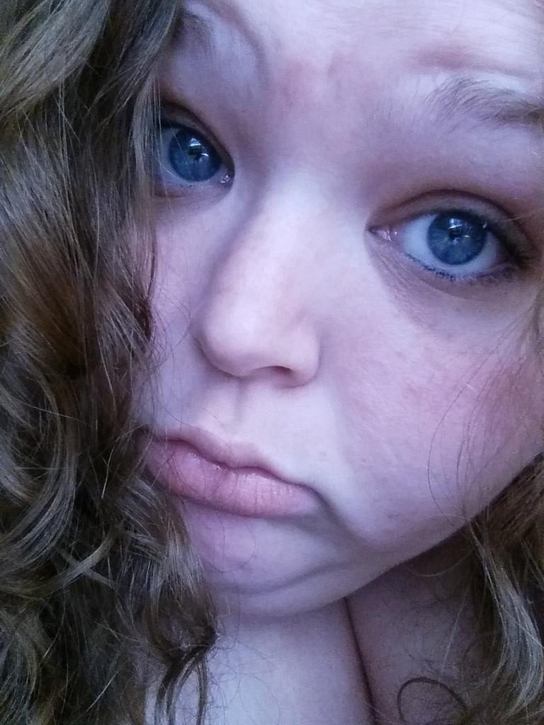 MashaBaddass's tweet photo. Eyes so #iceyblue, one look is enough to #freeze you. http://t.co/iDmQfa8gkM