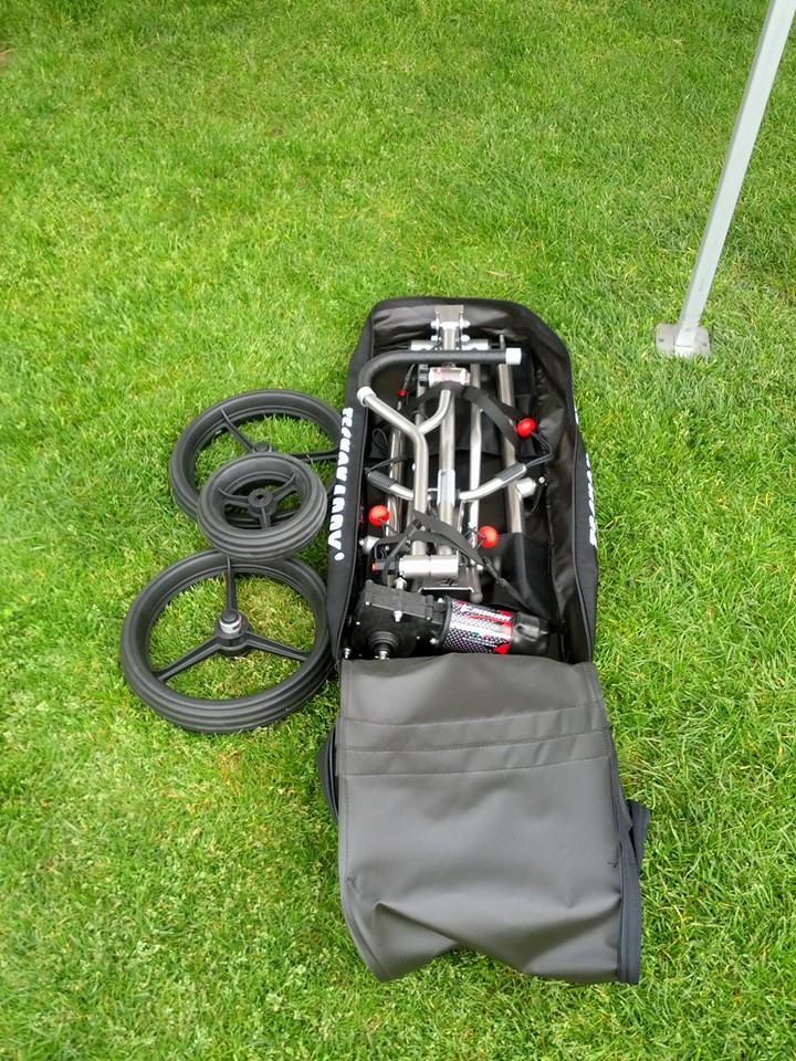 tecnokaddygolf's tweet photo. TKPRO il carrello elettrico per il #golf ideale per chi a poco spazio nel bagagliaio auto #PGAShow http://t.co/YyH07AXCD6