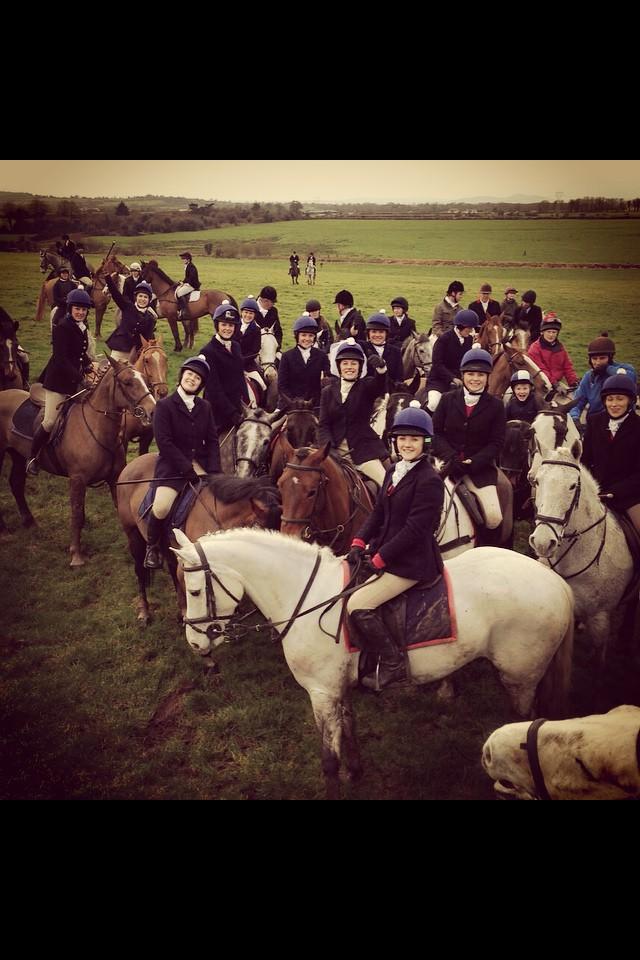 CAupdates's tweet photo. Alice and her friends from Yorkshire went out with the Limerick Harriers for her Hen party. #bravebride #Irishditches http://t.co/IqclZyQ3k9