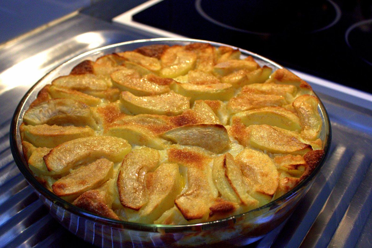 Yza_Graph's tweet image. #clafoutis #pommes #clafoutisauxpommes #dessertdujour