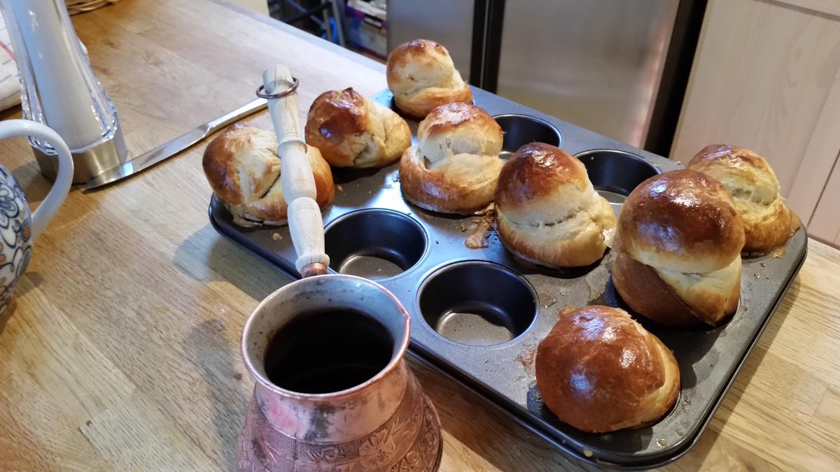 gbazov's tweet photo. Hearing news of Yatsenuk declaring "emergency situation" in Donbass, my brioches gave up &amp; went full mutant colorado. http://t.co/Z0A0yRpDkp