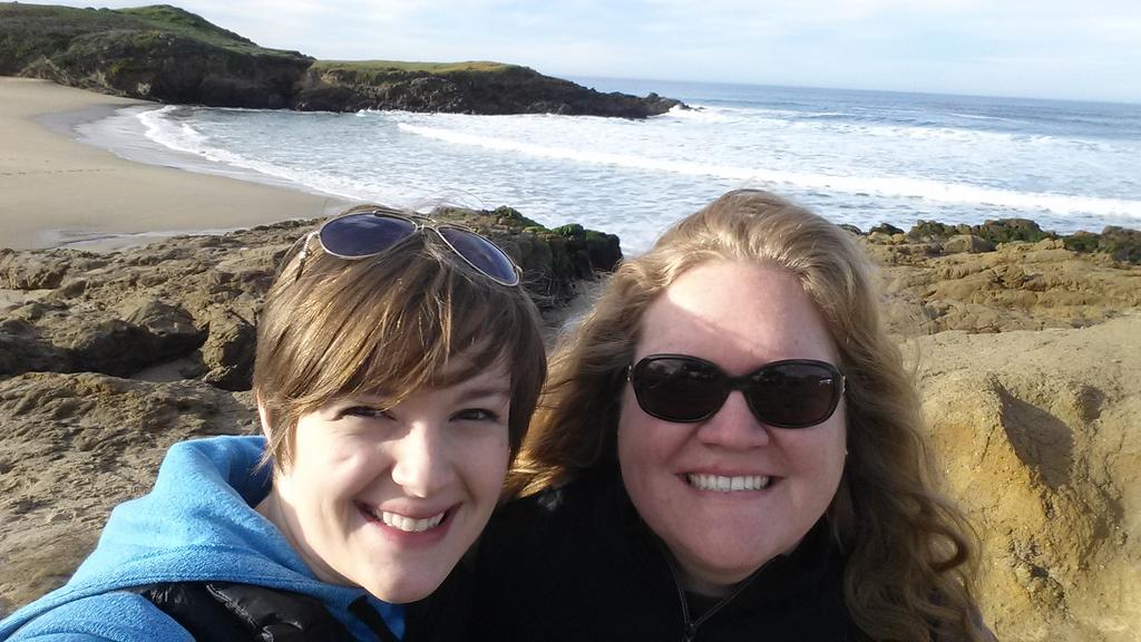 libbydoodle's tweet photo. #BigSurOrBust #BigSurSelfie 1 http://t.co/kYrn1pQ8ue