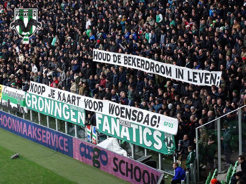 Neluzzz's tweet photo. Iedereen wil bij een eventuele bekerfinale aanwezig zijn, dan is het ook normaal dat je erbij bent op de weg daarheen http://t.co/XnEv3Y7VQc