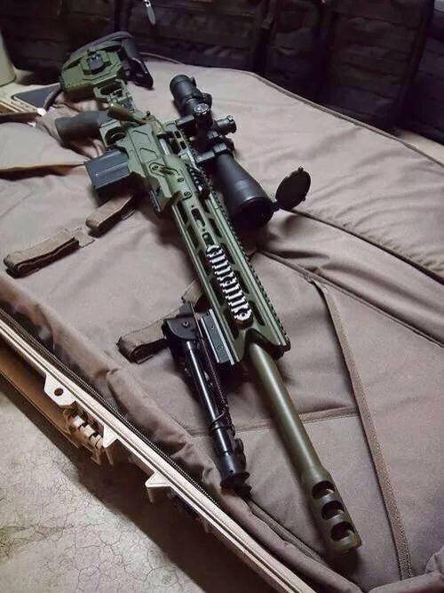 elliot_saavedra's tweet photo. “@WeaponCentral: MSR 1 http://t.co/iv7Xlax6ux”@ThizzKiDTho