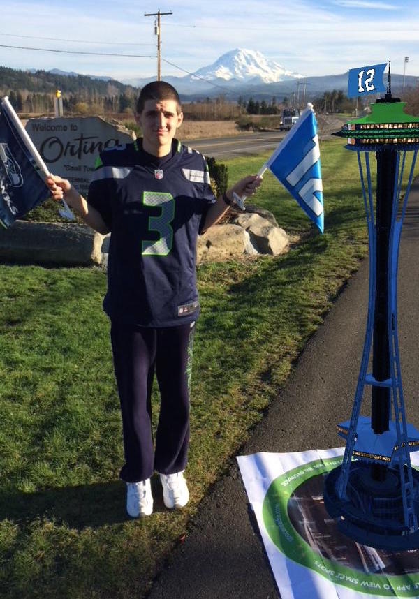 kevinwilber's tweet photo. Silas is stoked!!!  #TopHawk #GoHawks #Orting http://t.co/pzxmbLWY5e