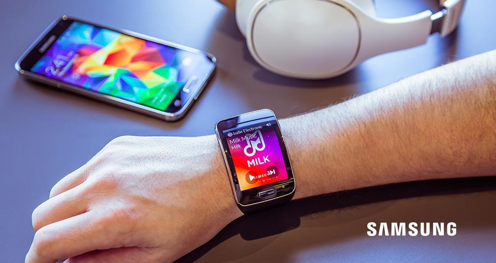 SamsungLV's tweet image. Trīs ierīces, kas atsvaidzinās Tavu ikdienu - nepārspējamais trio #GearS, #GalaxyS5 un #LevelOver sastāvā.