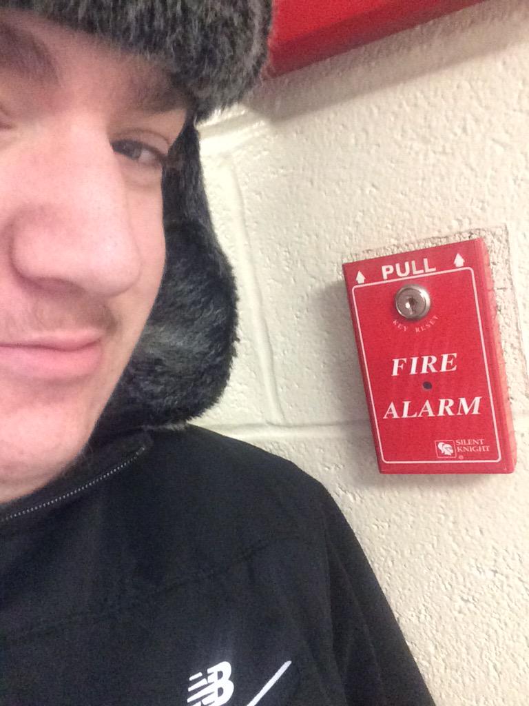 2Hooood's tweet photo. Don't tell me to pull then yell at me when I do... http://t.co/UwnfMiB2rb