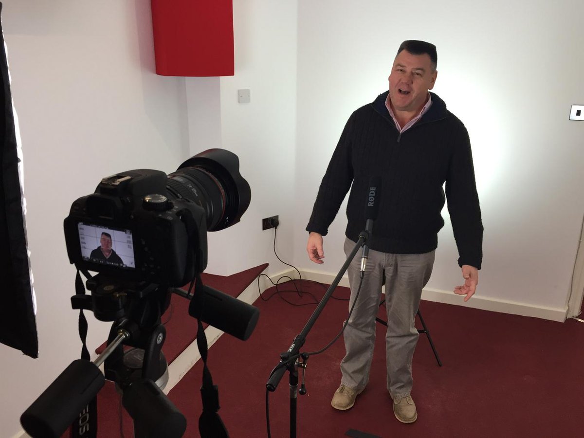 AlisonHernandez's tweet photo. Chris @BMAD_DEVON is being interviewed live on camera #TSMCafe http://t.co/dqBVF9HSrq