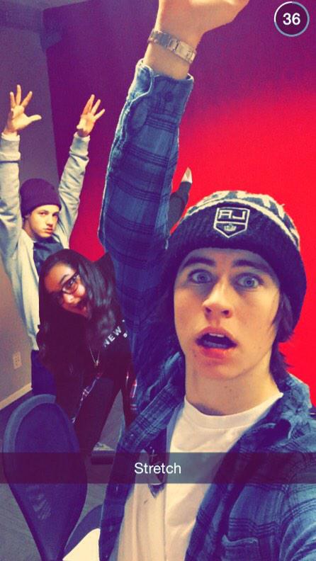 snugglygriers's tweet photo. I really want @Nashgrier to see this edit bc it is my life😂😍👌 http://t.co/O4R5EC9jrs