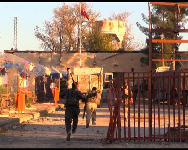 5deniz_net's tweet photo. Başbakan Yardımcısı Bülent Arınç: "Türkiye’nin bu konuda (Kobanê) olumlu bir rolü olduğunu umarım unutmazlar." http://t.co/r5VZjIUXJB
