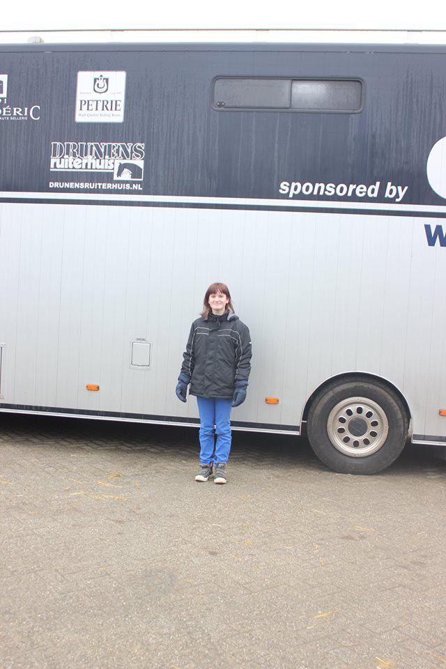 kimschmits's tweet photo. ik gister  bij de paardevrachtwagen van #timlips #lipsstables http://t.co/gMKMqyttZ3