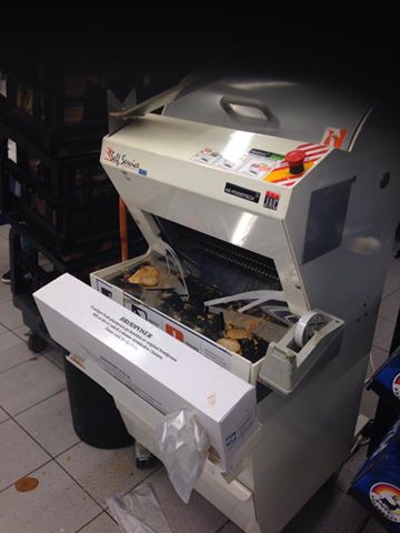 Melding til alle: Vis handlekraft ved brødskjæringsmaskinen - og lytt til Utakt fra 2205.