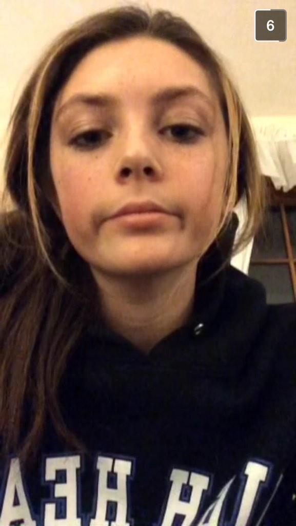 zoe47011's tweet photo. @TylarLibertino when bae says "she's just a friend" http://t.co/TPat0X9MtF