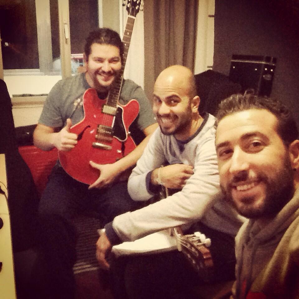 Working!! Esto viene caliente!! ☀️☀️ #EfectoPasillo #NuevoDisco #NuevasCanciones