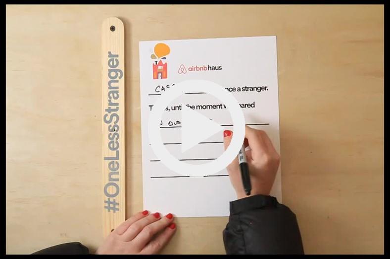 Karahpreiss's tweet image. I'm here making #OneLessStranger at the @Airbnb Haus at #Sundance.  bit.ly/1BglQyN