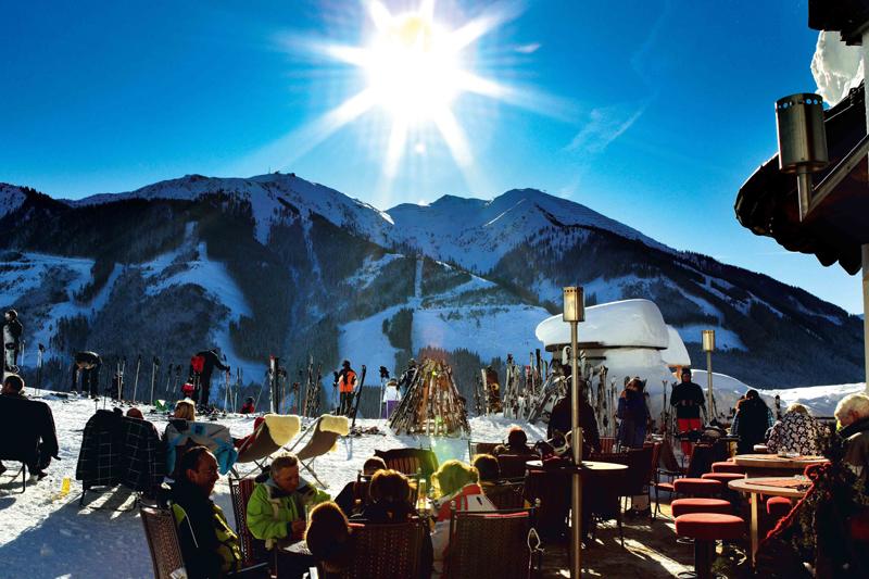 natebevco's tweet photo. Make your ski day complete with a good old fashioned.  #4graingoodness  http://t.co/YMhpFibuQp http://t.co/zFPl8yDYTb