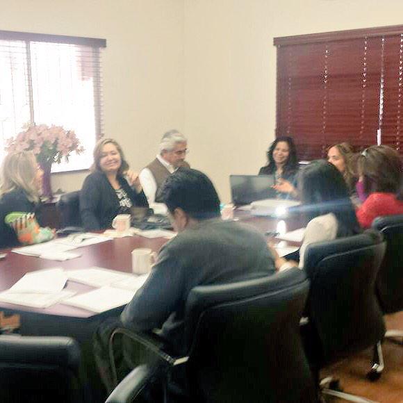LyzethSalcedo's tweet photo. HoraPlaneta #Hermosillo #TerritorioEmprendedor Junta de Gobierno @economiahmogob Gracias Equipo!! http://t.co/aHxXgihokw