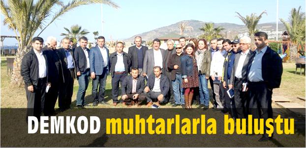 yenialanya's tweet photo. DEMKOD muhtarlarla buluştu
http://t.co/6jmaq9TJvW http://t.co/RGgM9Ro709