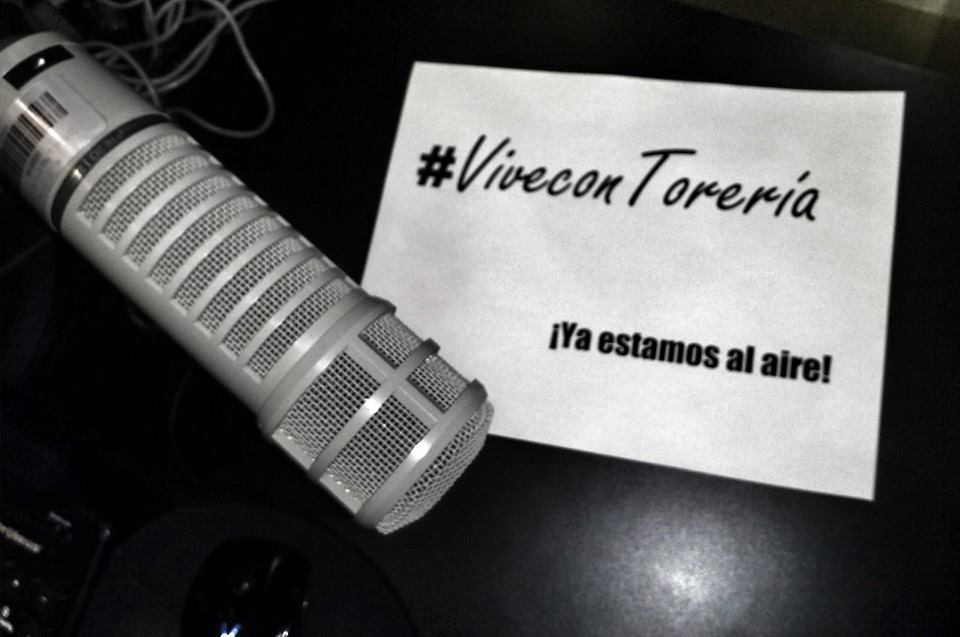 ttorerias's tweet photo. Torerias al aire... 92.7 FM &amp; http://t.co/GFnon3neVg http://t.co/y6OKv06mQc